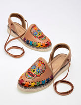 Mora Tierra Sandalia para mujer